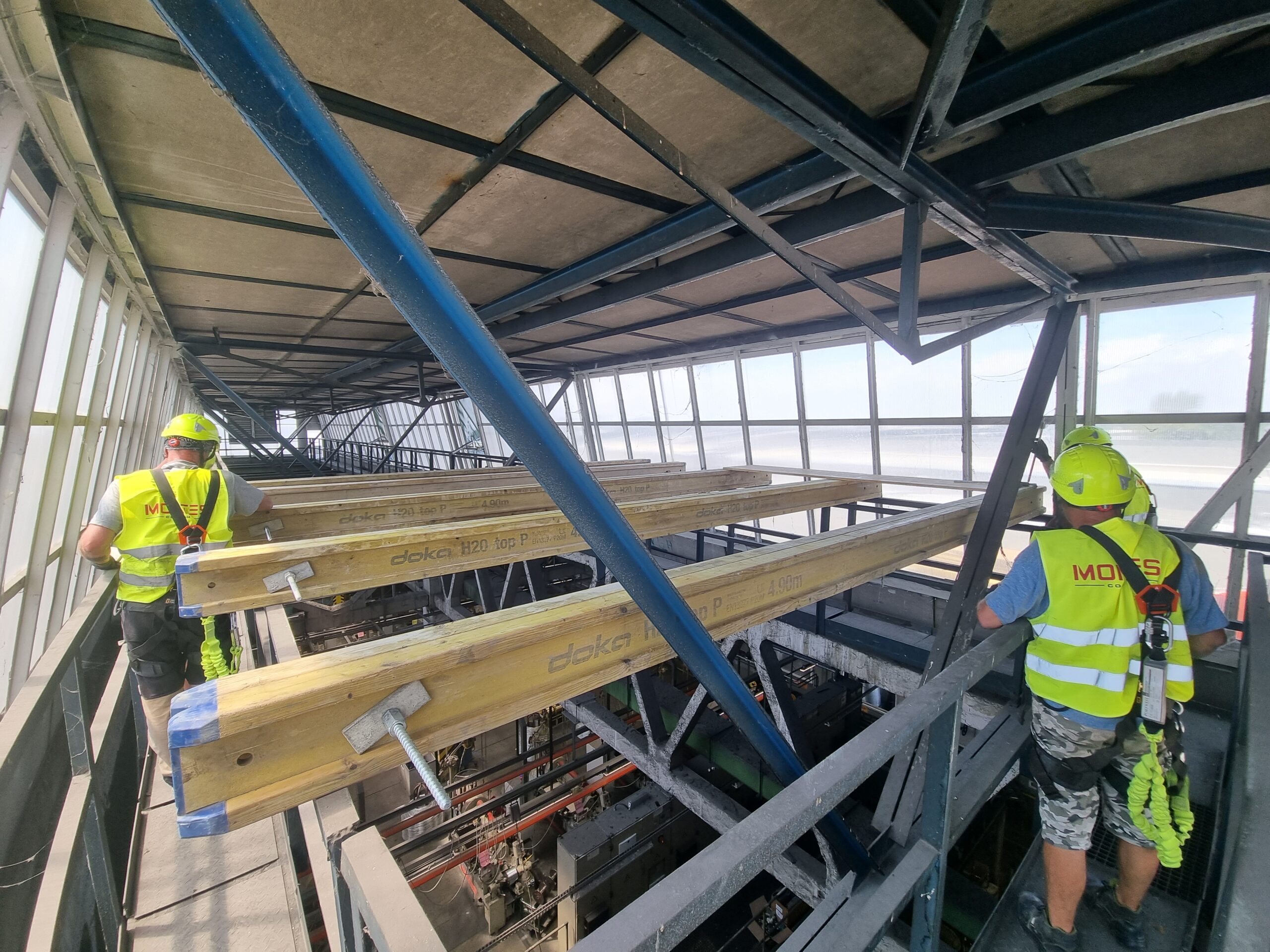 1 Priemyselná budova v Hlohovci