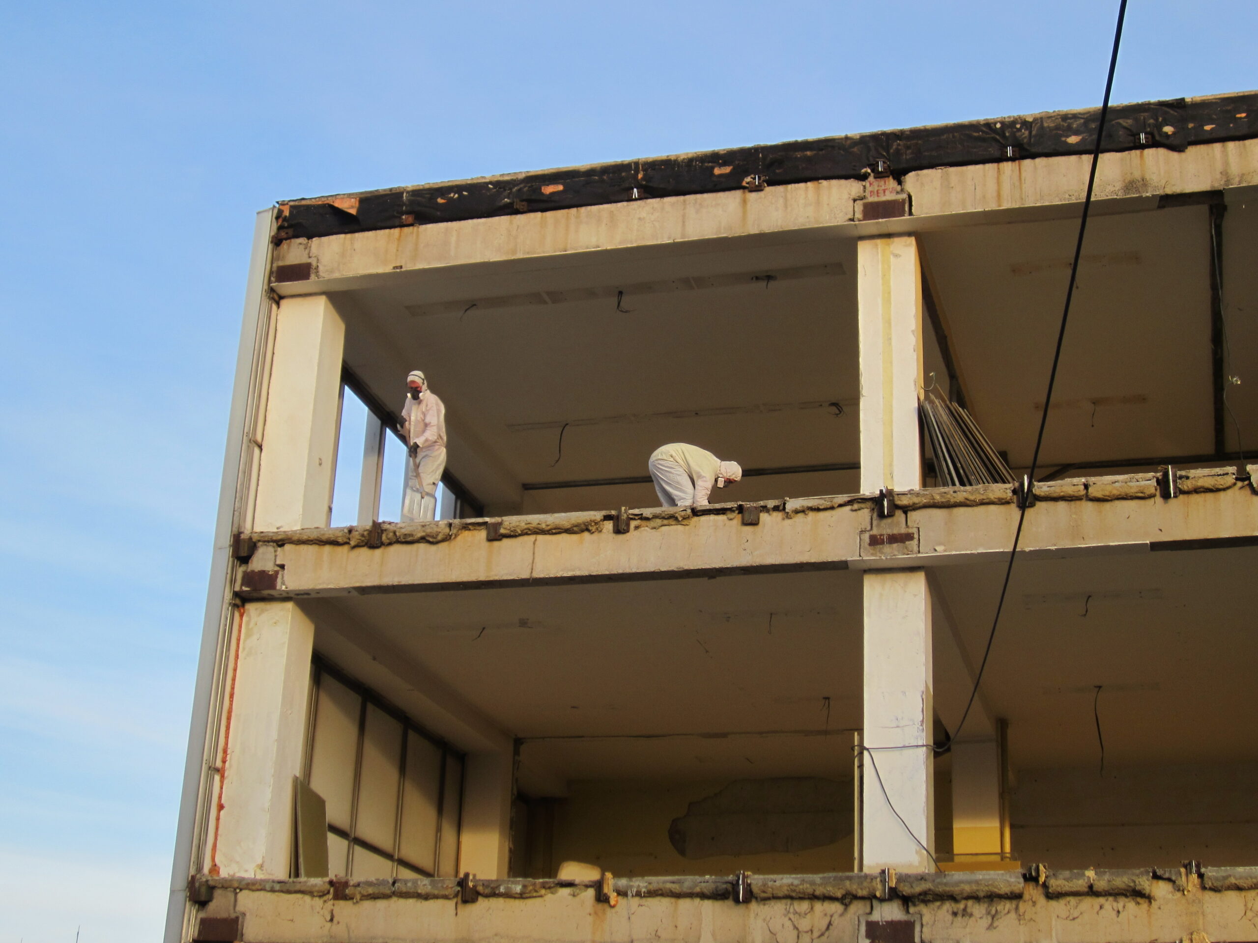 2 Spojená stredná škola Detva – opláštenie + priečky