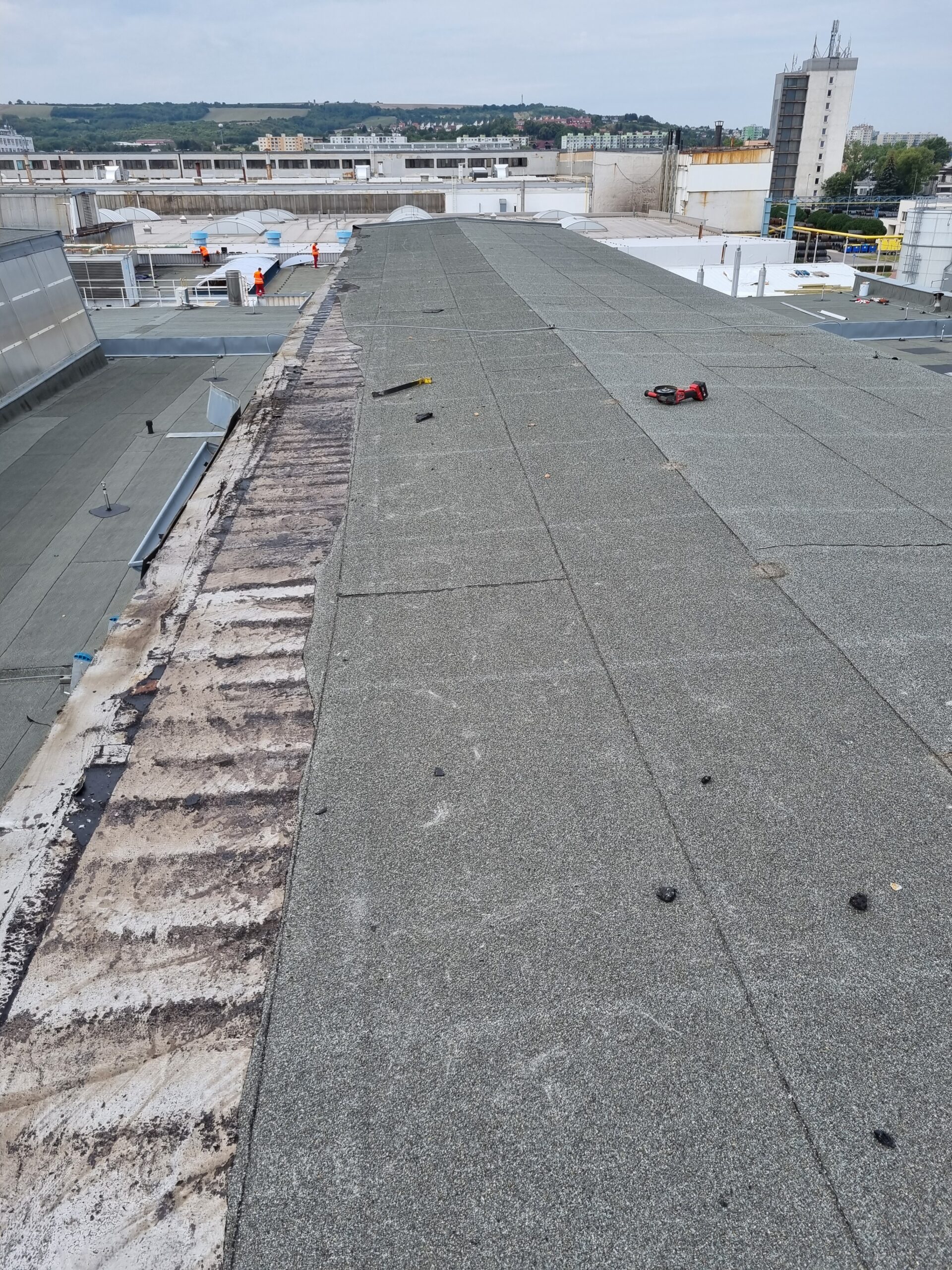 5 Priemyselná budova v Hlohovci