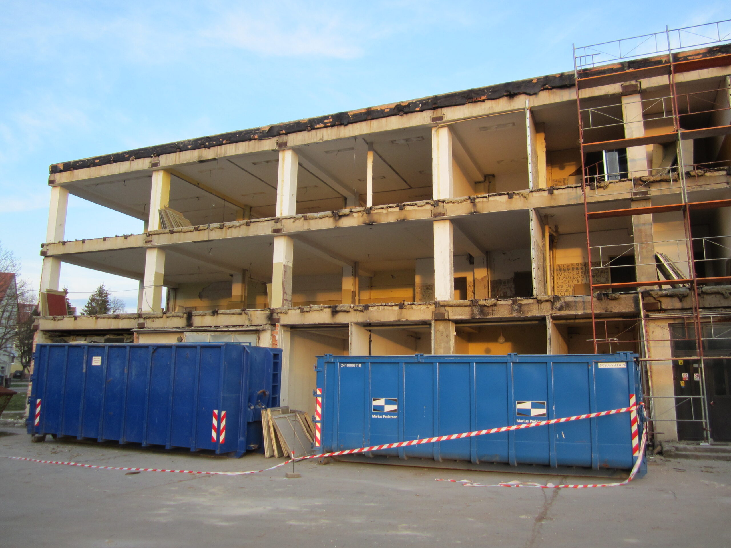 7 Spojená stredná škola Detva – opláštenie + priečky